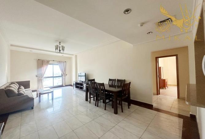 989520 - Property Image 2