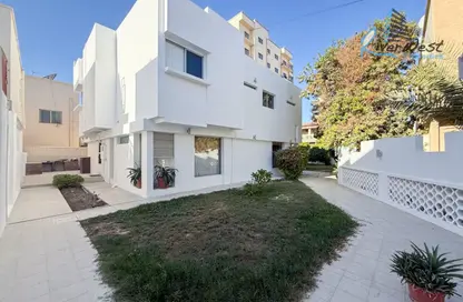 Townhouse - 4 Bedrooms - 4 Bathrooms for rent in Adliya - Manama - Capital Governorate