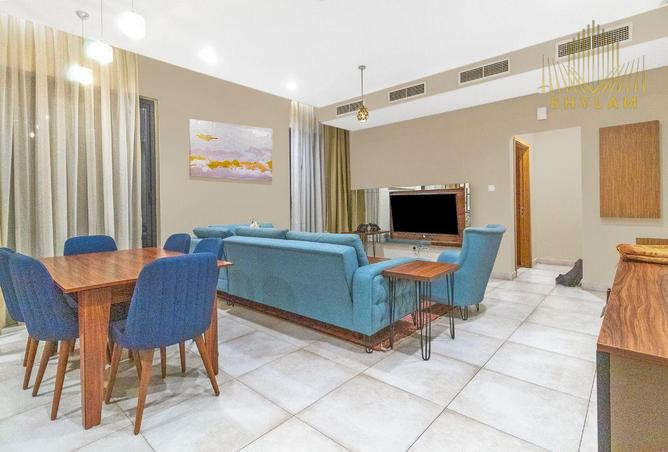 988761 - Property Image 2