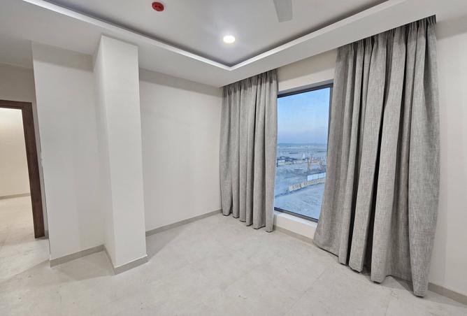 963227 - Property Image 2