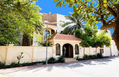 Villa - 7 Bedrooms - 7 Bathrooms for sale in Jurdab - Central Governorate