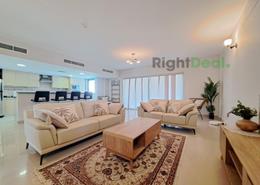 Living Room image for: Apartment - 2 bedrooms - 2 bathrooms for rent in Tala Island - Amwaj Islands - Muharraq Governorate, Image 1