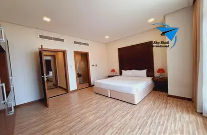 Apartment - 2 Bedrooms - 3 Bathrooms for rent in Al Juffair - Capital Governorate