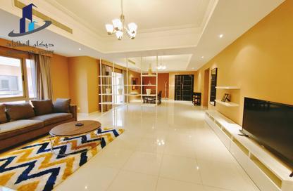Apartment - 3 Bedrooms - 4 Bathrooms for rent in Um Al Hasam - Manama - Capital Governorate