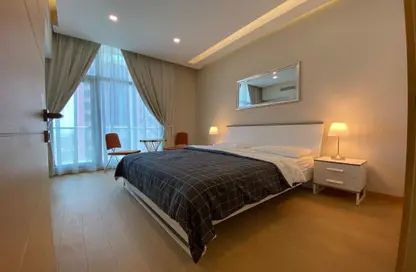 Room / Bedroom image for: Apartment - 1 Bedroom - 2 Bathrooms for sale in Al Juffair - Capital Governorate, Image 1
