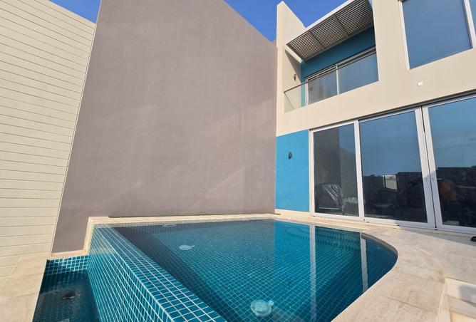 981729 - Property Image 3