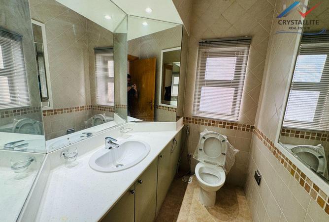 971362 - Property Image 3