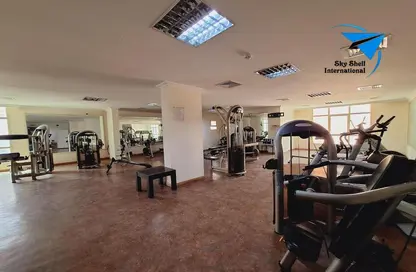 Apartment - 2 Bedrooms - 3 Bathrooms for rent in Al Juffair - Capital Governorate