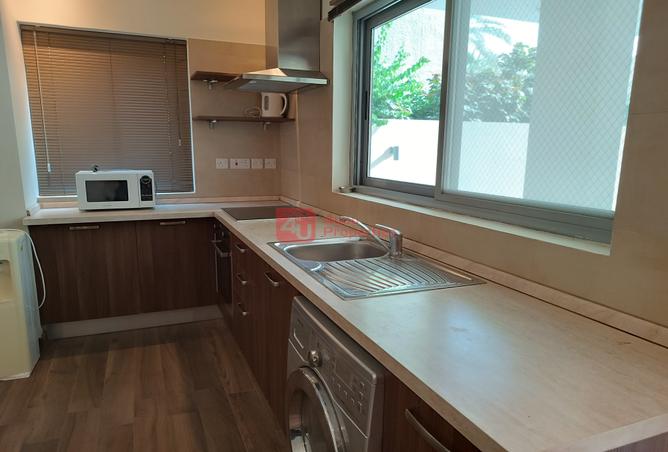 965568 - Property Image 3