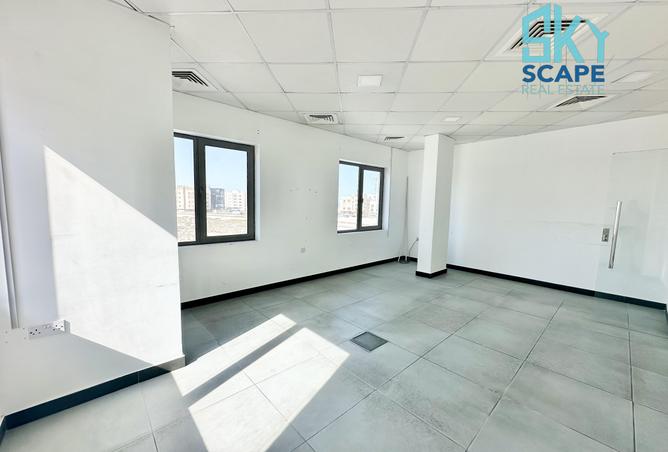 980289 - Property Image 2