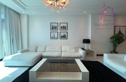 Apartment - 2 Bedrooms - 2 Bathrooms for rent in Al Juffair - Capital Governorate