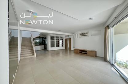 Villa - 3 Bedrooms - 5 Bathrooms for rent in Saar - Northern Governorate