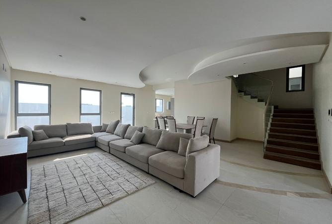 973672 - صورة العقار 2