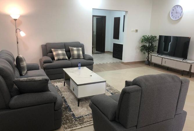 989022 - Property Image 2