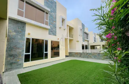Outdoor Building image for: Villa - 4 Bedrooms - 4 Bathrooms for rent in Janabiya - Northern Governorate, Image 1