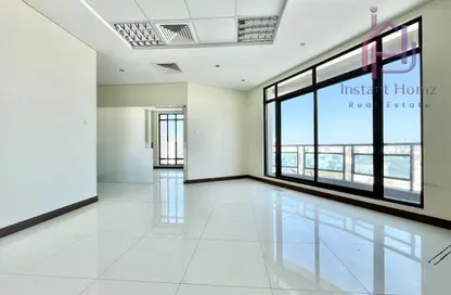 Office Space - Studio - 2 Bathrooms for rent in Sanabis - Manama - Capital Governorate