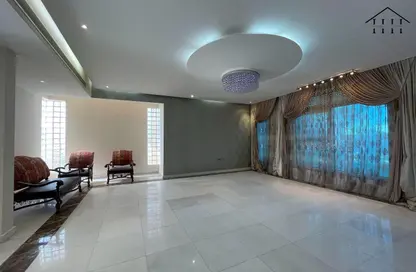 فيلا - 5 غرف نوم - 6 حمامات للايجار في باربار - المحافظة الشمالية