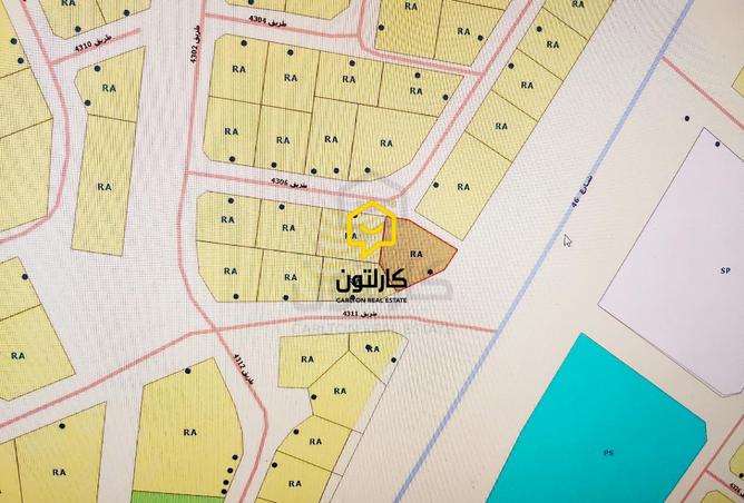 812388 - Property Image 2