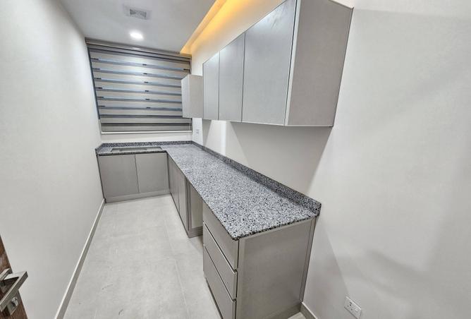 981961 - Property Image 3