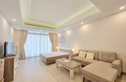 Apartment - Studio - 1 Bathroom for rent in Al Juffair - Capital Governorate
