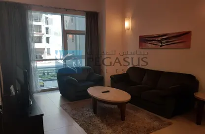 Living Room image for: Apartment - 1 Bedroom - 1 Bathroom for rent in Seef - Capital Governorate, Image 1