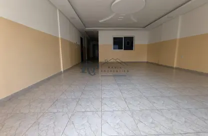 Apartment - 3 Bedrooms - 4 Bathrooms for rent in Hidd - Muharraq Governorate