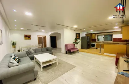 Apartment - 2 Bedrooms - 2 Bathrooms for rent in Zinj - Manama - Capital Governorate