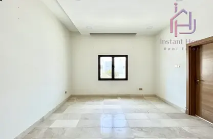 Apartment - 2 Bedrooms - 2 Bathrooms for rent in Maqabah - Northern Governorate
