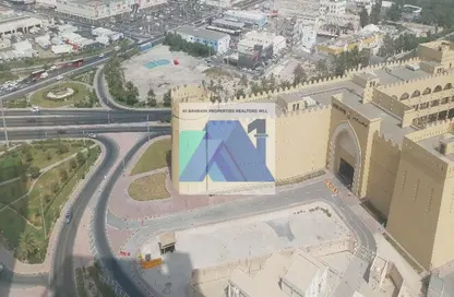 Apartment - 2 Bedrooms - 3 Bathrooms for rent in Abraj Al Lulu - Manama - Capital Governorate