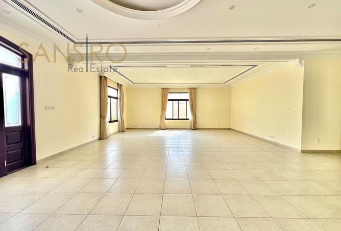978296 - Property Image 3