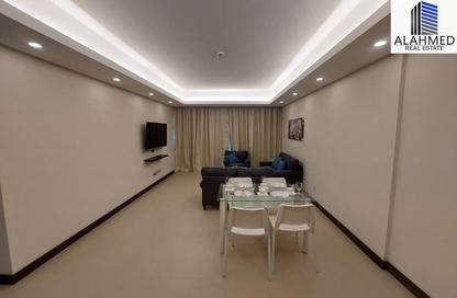 Apartment - 2 Bedrooms - 3 Bathrooms for rent in Busaiteen - Muharraq Governorate