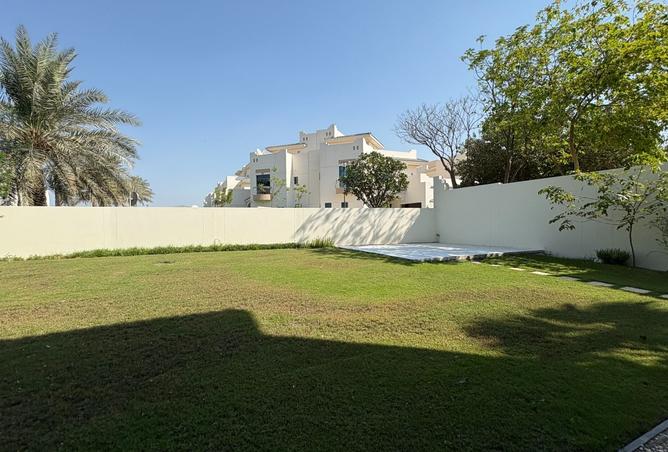 965034 - Property Image 3
