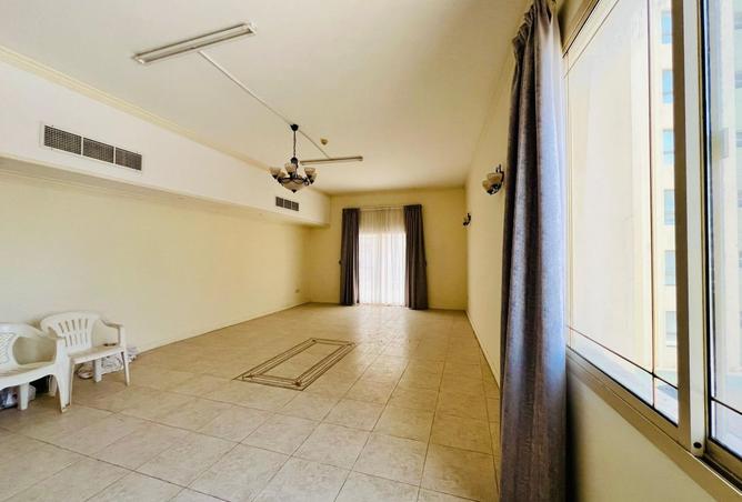 977327 - Property Main Image