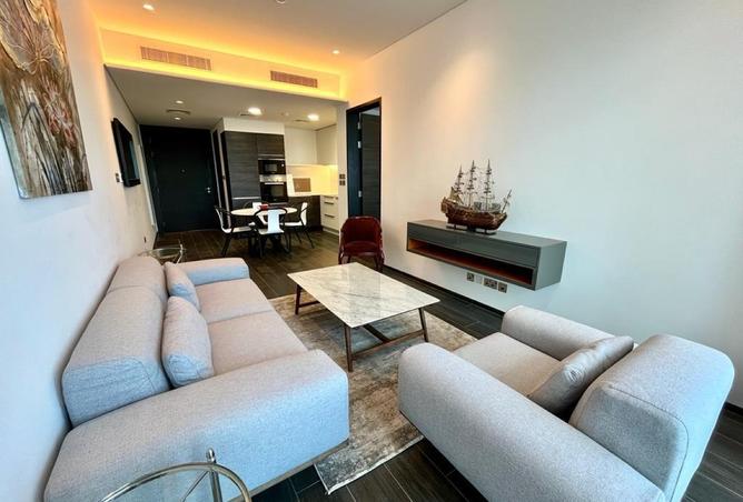 957615 - Property Image 2