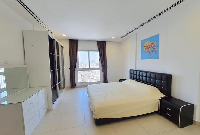 976582 - Property Image 3