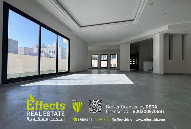 972566 - Property Image 3