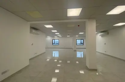 مكتب - استوديو - 2 حمامات للايجار في السنابس - المنامة - محافظة العاصمة