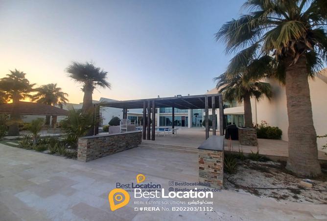 877941 - Property Image 3