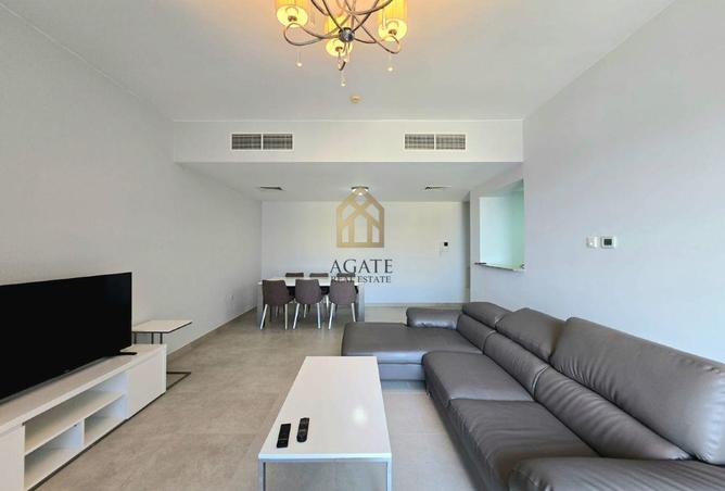 967770 - Property Main Image