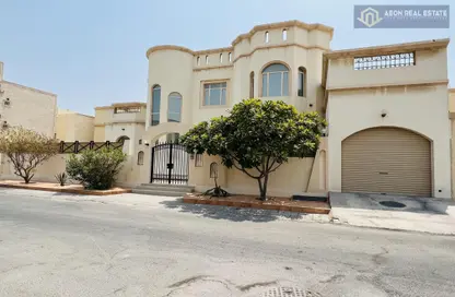 Villa - 4 Bedrooms - 5 Bathrooms for rent in Hidd - Muharraq Governorate