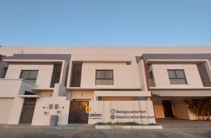Villa - 4 Bedrooms - 5 Bathrooms for sale in Salmabad - Central Governorate