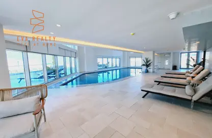 Duplex - 3 Bedrooms - 5 Bathrooms for rent in Seef - Capital Governorate