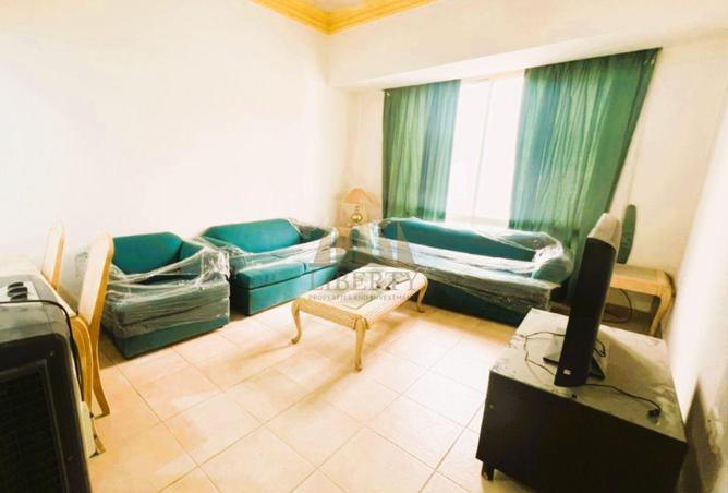 922553 - Property Image 2