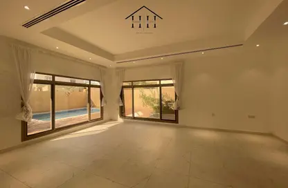 Villa - 4 Bedrooms - 5 Bathrooms for rent in Saar - Northern Governorate