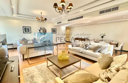 Apartment - 3 Bedrooms - 5 Bathrooms for sale in Abraj Al Lulu - Manama - Capital Governorate