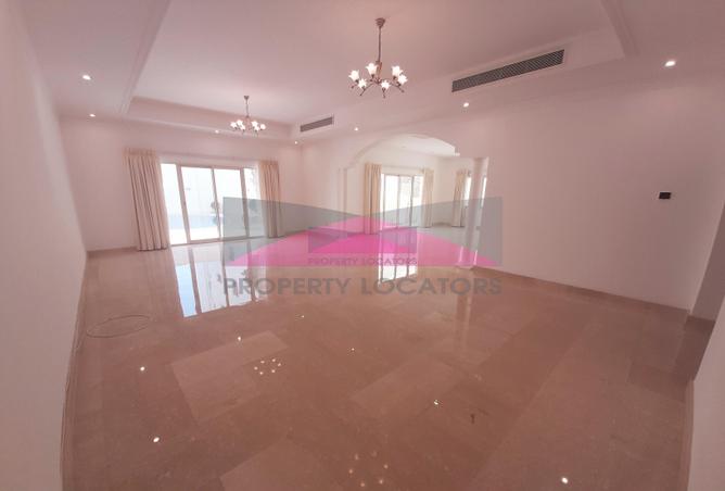945325 - Property Image 2