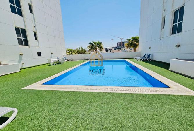 977451 - Property Image 3