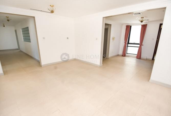 979033 - Property Image 3