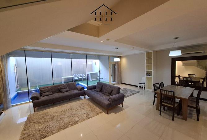 981807 - Property Main Image