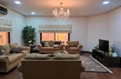 فيلا - 7 غرف نوم - 8 حمامات للبيع في كرزكان - المحافظة الشمالية